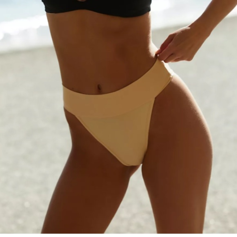 🆕 FREE PEOPLE X KYA Reversible Coco Bikini Top & Camilia Bikini Bottom - Picture 8 of 13